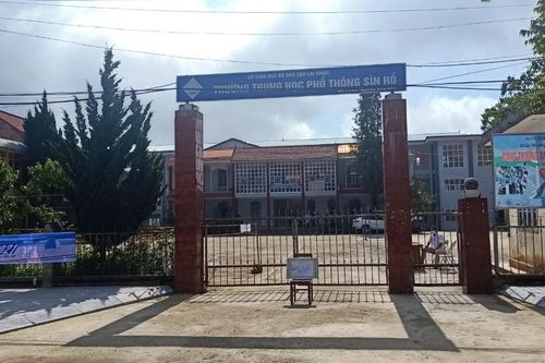 Lai Châu: 2 thí sinh bỏ thi vì lí do sức khỏe