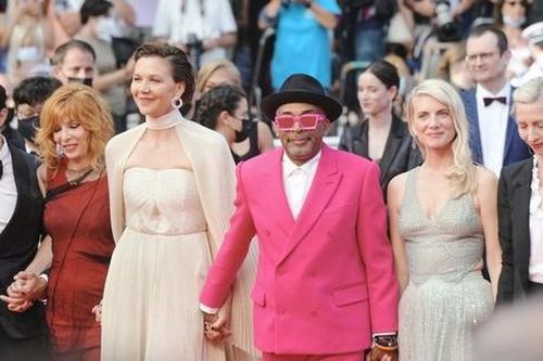 Khai màn Liên hoan phim Cannes 2021: Ngành công nghiệp điện ảnh đã trở lại!
