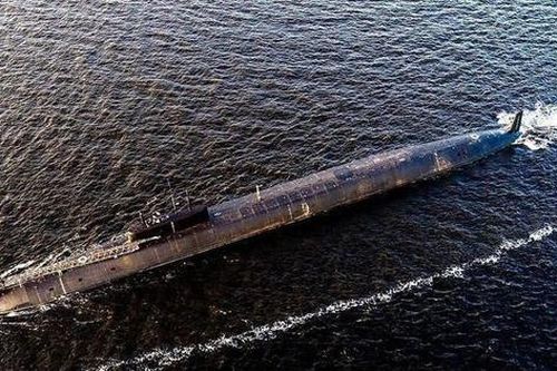 Tàu ngầm 'nguy hiểm nhất thế giới' của Nga lần đầu tham gia duyệt binh