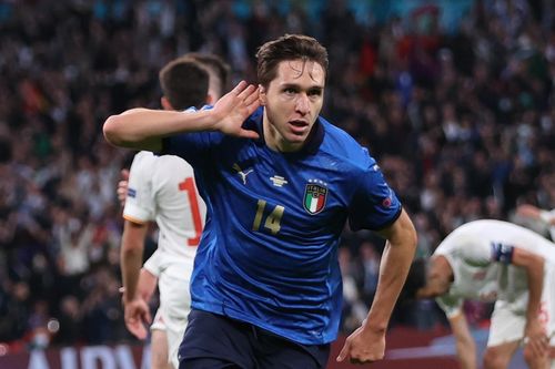 Italy đánh bại Tây Ban Nha: Cuộc đấu trí nghẹt thở trên từng mét sân