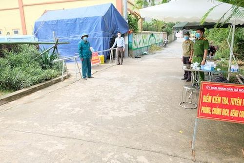 Huyện Mê Linh: Phong tỏa khu dân cư tại xã Hoàng Kim sau khi ghi nhận 1 ca mắc Covid-19