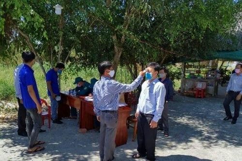 Cà Mau: Ghi nhận 12 ca mắc Covid-19, tạm dừng nhiều hoạt động