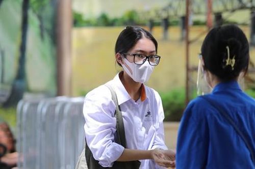 Gần 1 triệu thí sinh dự thi môn tổ hợp