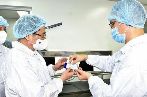Việt Nam đã làm gì để tự chủ vaccine ngừa Covid-19?