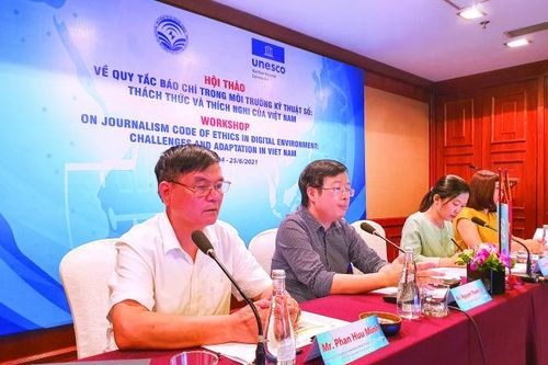 'Lạt mềm buộc chặt'... chứ không phải xử phạt