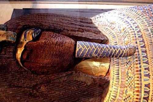 Bí ẩn vị pharaoh Ai Cập nằm lẻ loi trong lăng mộ đơn sơ đến bất ngờ