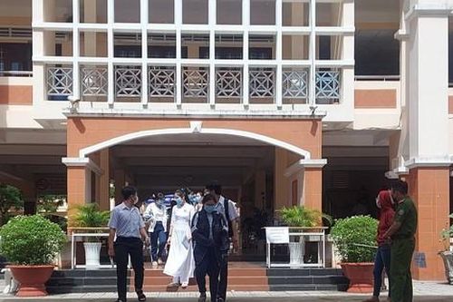 Kết quả xét nghiệm của Phó Giám đốc Sở Giáo dục Vĩnh Long nghi mắc COVID-19
