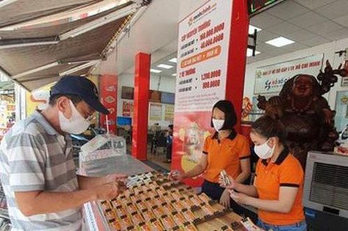 TPHCM ngưng bán vé số, xe ôm, các dịch vụ ăn uống mang về từ 0 giờ ngày 9/7