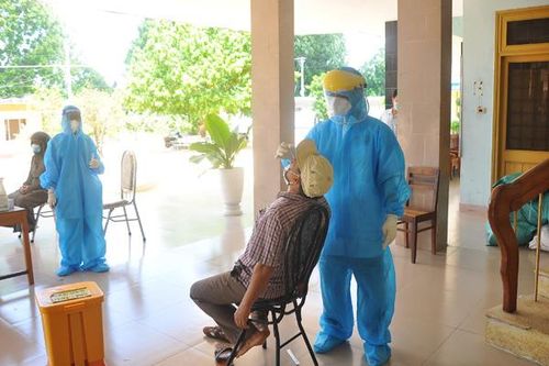 Phú Yên thêm 21 ca nhiễm SARS-CoV-2, có 1 bác sĩ
