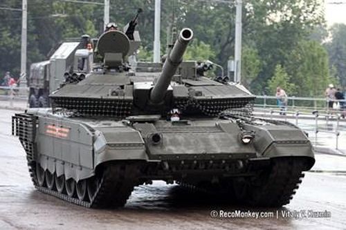 Xe tăng hiện đại nhất của Nga có thể tiêu diệt cả mục tiêu trên không xuất hiện ở Crimea