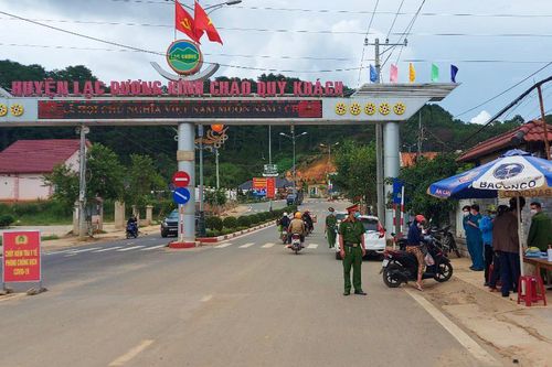 Lạc Dương thành lập thêm 4 chốt kiểm soát phòng chống dịch bệnh Covid-19