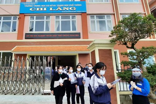 Kết thúc kỳ thi với môn Ngoại ngữ: Một thí sinh bị đình chỉ thi