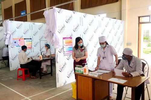 Đã có gần 200 trường hợp được tiêm phòng COVID-19 mũi 2