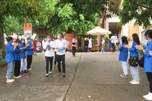 Đề thi các môn tổ hợp phân bố kiến thức hợp lý, vừa sức với thí sinh