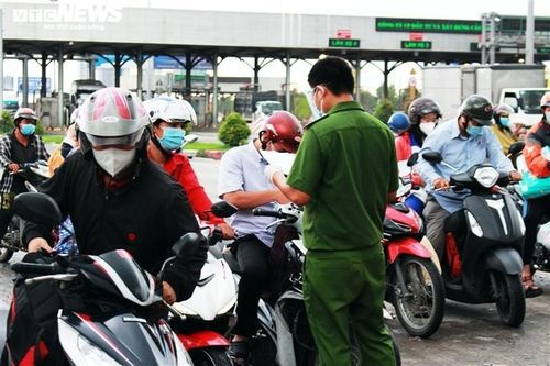 Từ ngày 9/7, người dân ra vào TP.HCM thế nào?