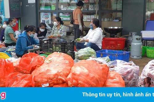 Tặng 20 tấn rau củ mỗi ngày cho người dân TP.HCM trong khu phong tỏa