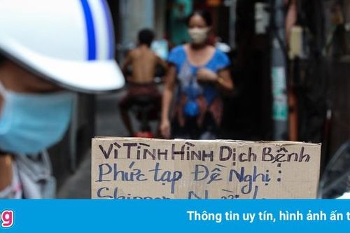 Dân Bùi Viện ngăn người lạ vào hẻm ngày đầu TP.HCM áp dụng Chỉ thị 16