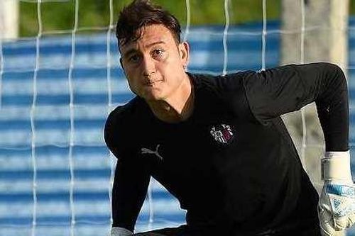 Văn Lâm vắng mặt khi Cerezo Osaka giành ngôi đầu bảng