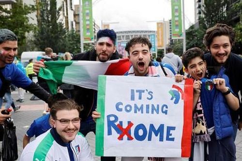 Italia chơi đòn tâm lý chiến trước chung kết: Đội tuyển Anh 'mua' trọng tài