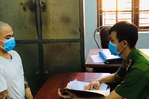 Bắt đối tượng táo tợn cướp xe máy, vung dao chém người trên đường bỏ chạy