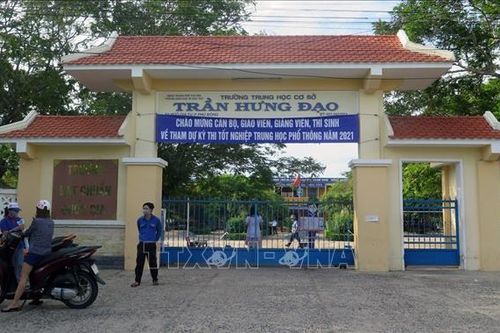 Phú Yên: Không phát hiện ca dương tính tại hai điểm phải dừng thi tốt nghiệp THPT