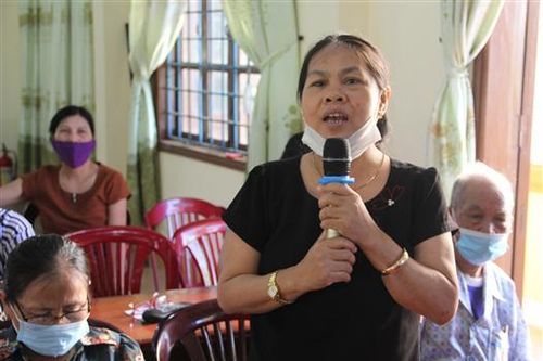 Tiếp xúc với cử tri tại Phường 3, thành phố Đông Hà