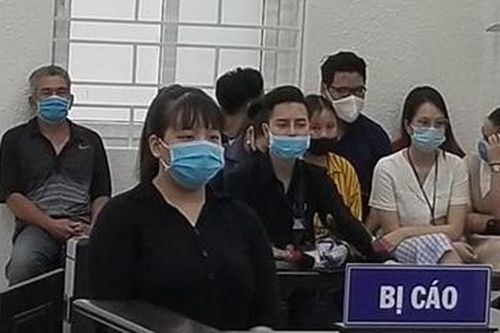 Chiếm đoạt hơn 18 tỷ đồng từ lừa bán khẩu trang trên mạng