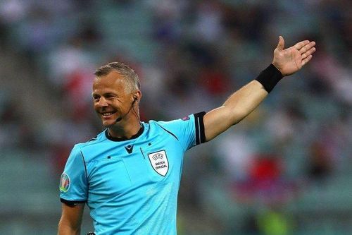 Trọng tài chung kết EURO 2020: Triệu phú Hà Lan mang vận may cho tuyển Anh