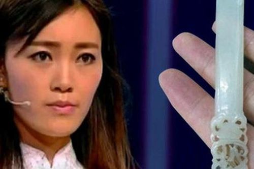 Cô gái nông thôn mang cây trâm ngọc hồi môn của bà nội đi thẩm định, chuyên gia run run: Bà của cô thực sự là ai?