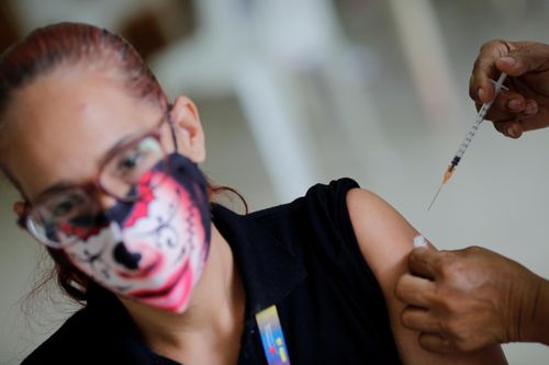 Cuba phê duyệt khẩn cấp vaccine Abdala