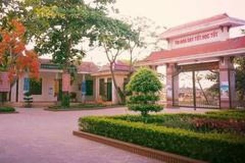 Nữ sinh đưa đề thi Toán lên mạng là học sinh giỏi 3 năm liền