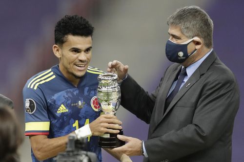 Colombia giành hạng ba sau màn rượt đuổi tỷ số cùng Peru