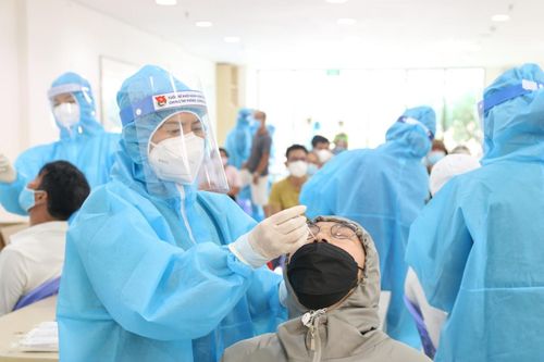 Hà Nội: Gần 1.000 mẫu xét nghiệm Covid-19 cho người về từ TP.HCM có kết quả âm tính