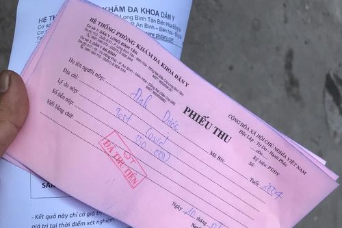 Cánh tài xế 'kêu trời' vì phí xét nghiệm Covid-19