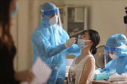 Hà Nội sẽ xét nghiệm COVID-19 cho trên 6.000 người trở về từ TP Hồ Chí Minh