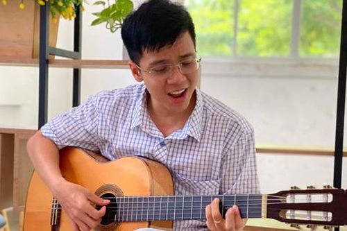 Thầy giáo 9x viết ca khúc động viên Sài Gòn vượt qua dịch bệnh