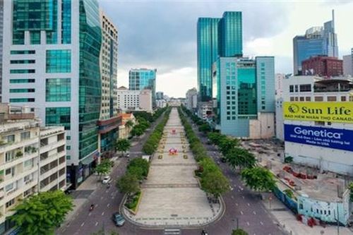 Quản lý vận hành chung cư 'khó trăm bề' giữa bão Covid-19
