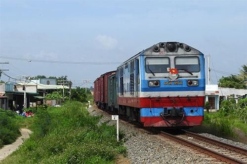Hành khách ngồi toa số 5, tàu SE4 (TP Hồ Chí Minh - Hà Nội) ngày 9-7, hãy liên lạc khẩn cấp với cơ quan y tế địa phương