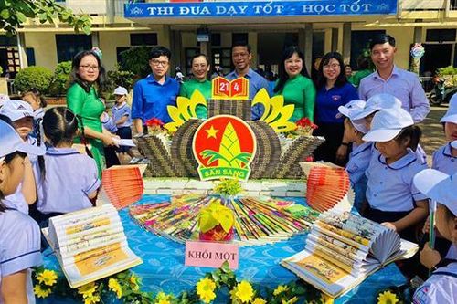 Đưa sách đến gần hơn với bạn đọc