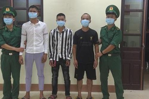 Bắt giữ 3 đối tượng tổ chức cho người khác xuất cảnh trái phép qua biên giới