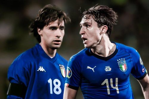Mancini nâng đỡ cả hai cha con Chiesa