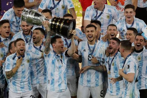 Argentina vô địch Copa America sau 28 năm