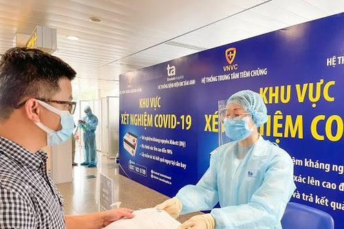 Hà Nội thêm 11 trường hợp dương tính về từ TP.HCM