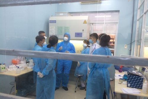 Phú Yên: 4 bệnh nhân Covid-19 nặng, nguy kịch đang thở máy