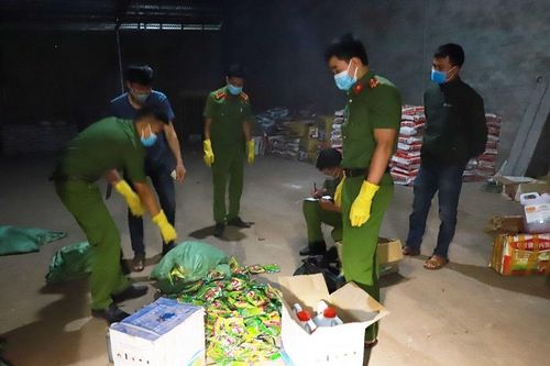 Khởi tố vụ án buôn bán thuốc bảo vệ thực vật cấm lưu hành lớn nhất ở Đắk Nông