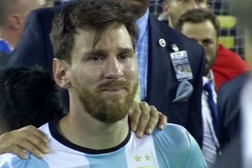 Nước mắt Messi