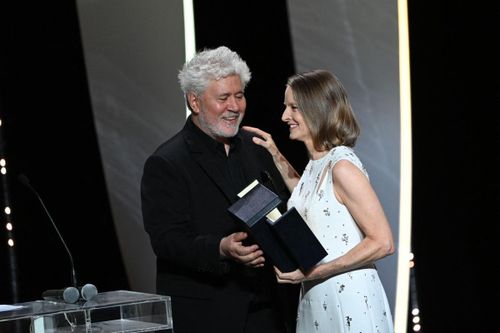 'Thật xấu hổ khi Liên hoan phim Cannes 2021 vẫn xem thường phụ nữ'