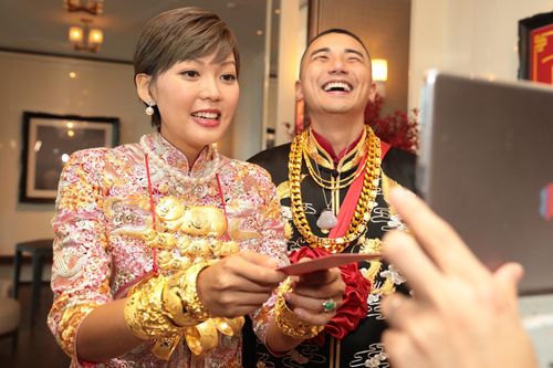 Lễ cưới dát vàng của Hồng Vĩnh Thành