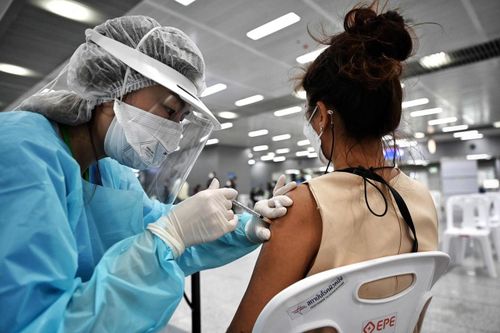 Kinh tế Thái Lan tiếp tục lao đao vì giãn cách