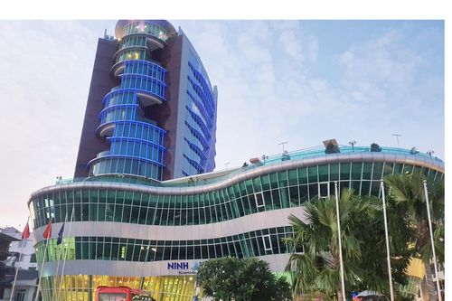 Cần Thơ phong tỏa khách sạn Ninh Kiều Riverside